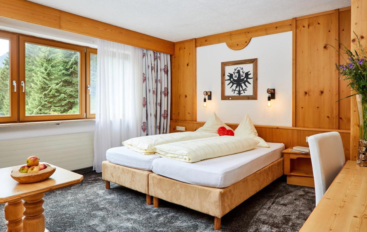 Hotel Hubertushof - Ihr Hotel Mit Herz لوتاش الغرفة الصورة
